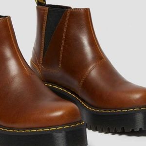 Dr Martens ROMETTY WOMEN'S LEATHER CHELSEA BOOTS